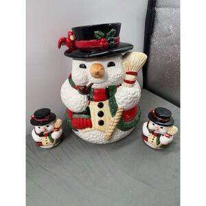 1995 OGGI Frosty the Snowman 11 1/2" Ceramic Cookie Jar And Salt/Pepper Shakers